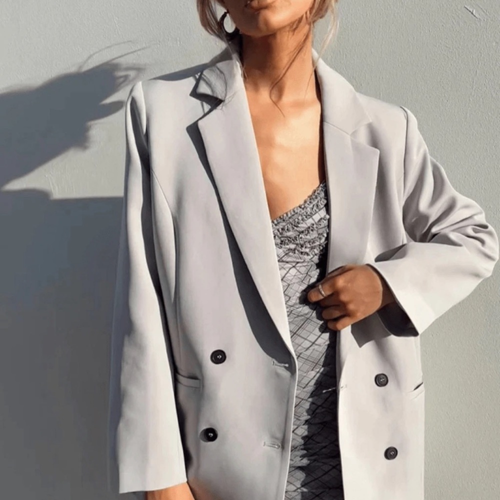 Liones Oversized Gray Blazer